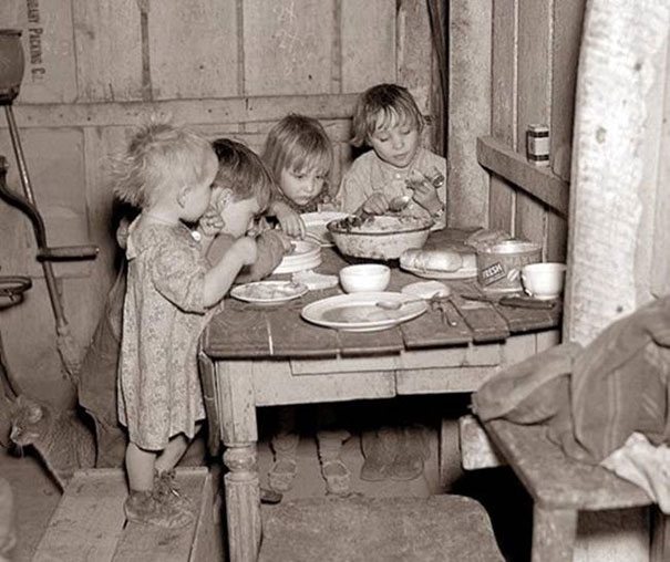 Christmas dinner during Great Depression: turnips and cabbage 