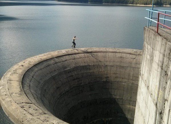 fearsome-situation-20