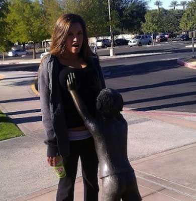 people-statue-fun-13