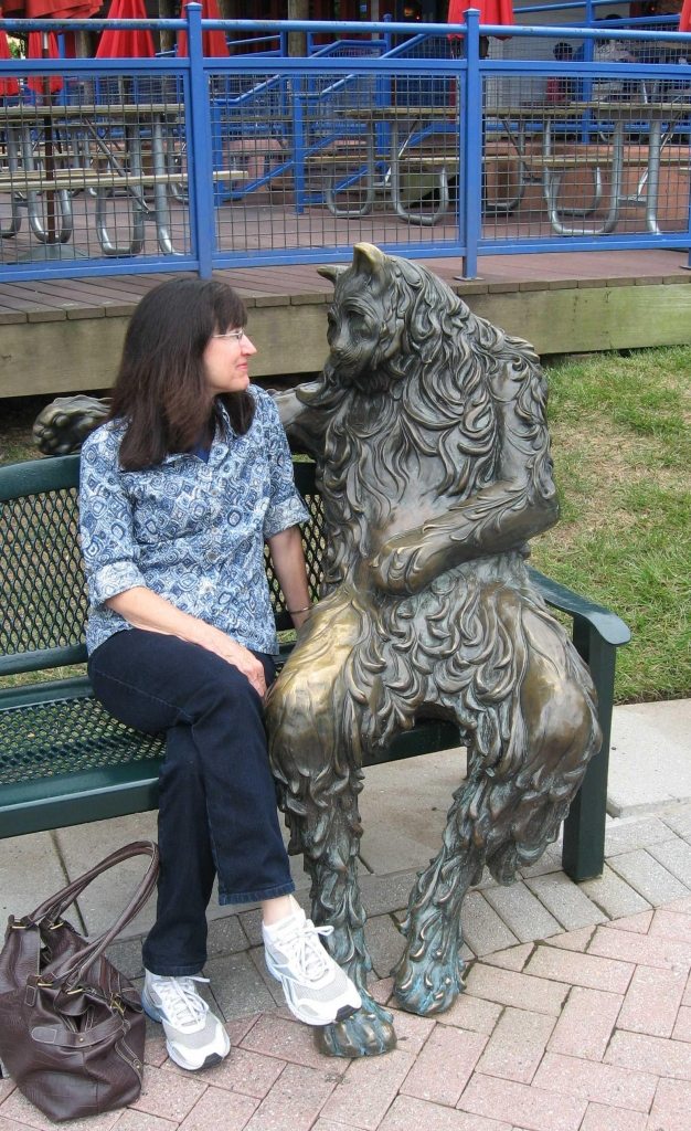 people-statue-fun-24