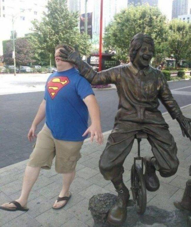 people-statue-fun-32