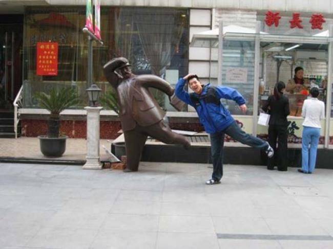 people-statue-fun-6