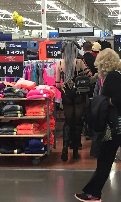 Devil Wears Horns - Nevada