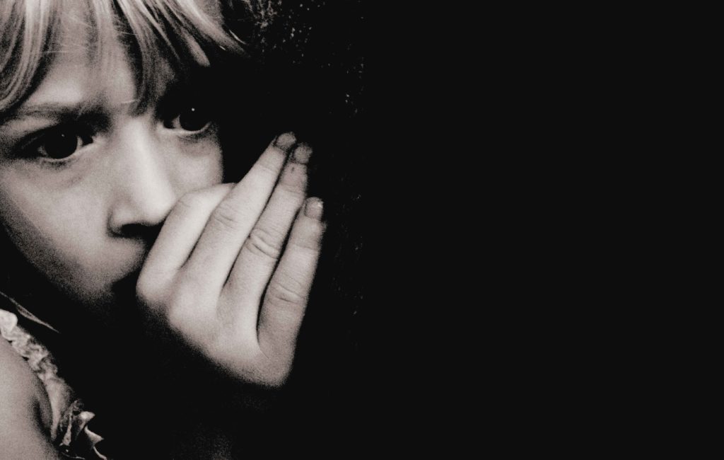 scared_child_at_nighttime