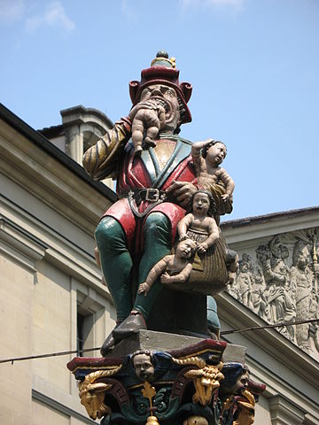 Child eater statue