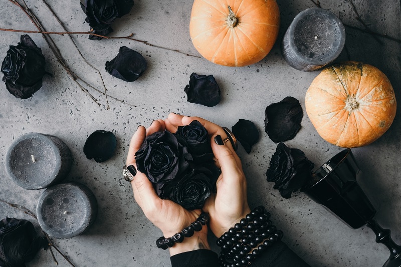 black roses
